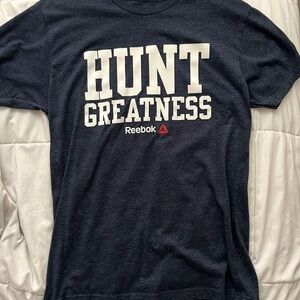 Reebok men’s t shirt size medium. “Hunt Greatness”